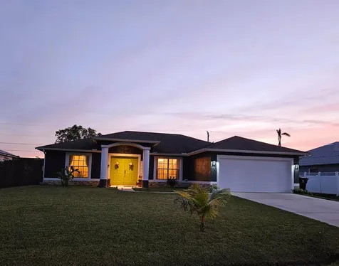 1450 SW Dow Lane Port St Lucie FL 34953