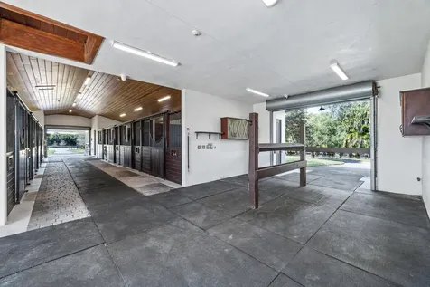 4915 Stables Way Wellington FL 33414
