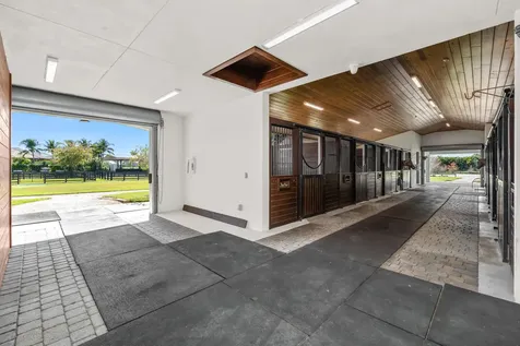 4915 Stables Way Wellington FL 33414