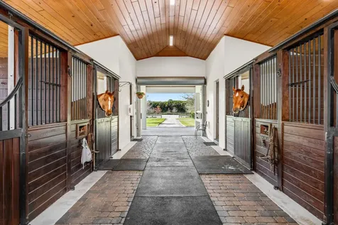 4915 Stables Way Wellington FL 33414