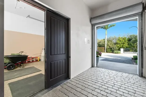 4915 Stables Way Wellington FL 33414