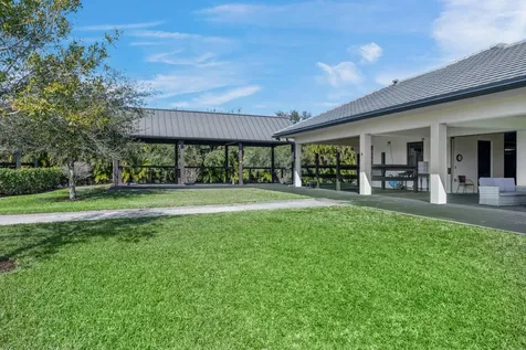 4915 Stables Way Wellington FL 33414