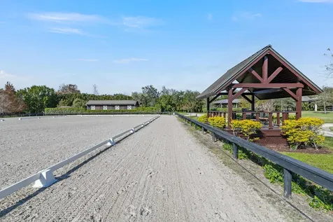 4915 Stables Way Wellington FL 33414