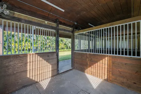 4915 Stables Way Wellington FL 33414