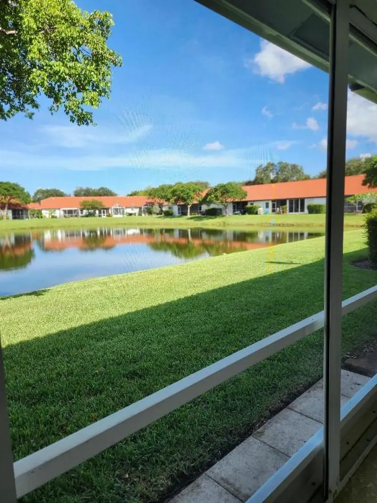 18412 Via Di Regina Boca Raton FL 33496