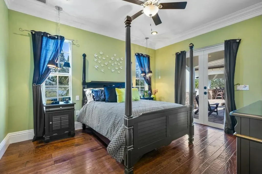 10527 El Paraiso Place Delray Beach FL 33446