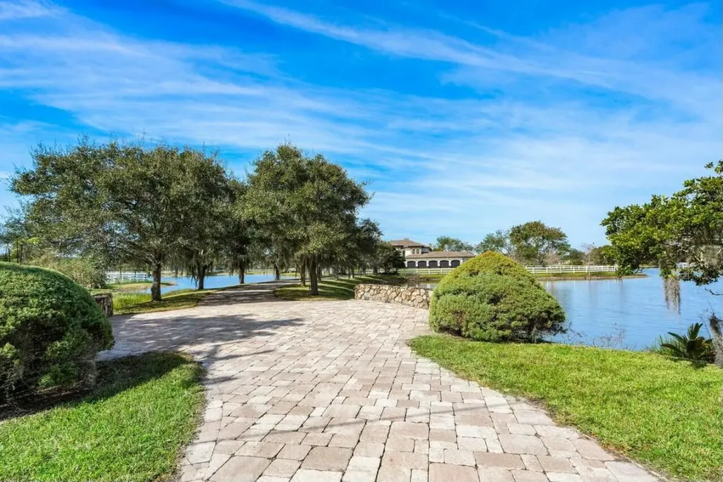 10527 El Paraiso Place Delray Beach FL 33446