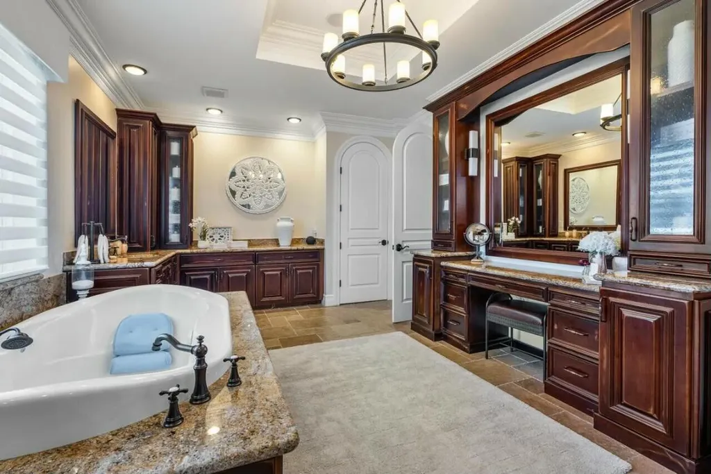 10527 El Paraiso Place Delray Beach FL 33446