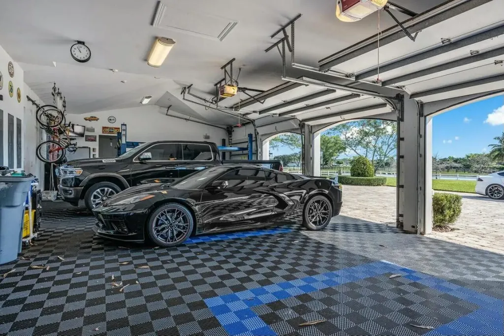 10527 El Paraiso Place Delray Beach FL 33446