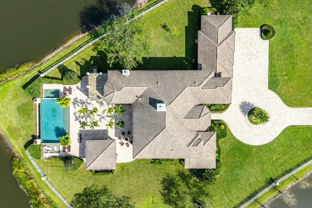 10527 El Paraiso Place Delray Beach FL 33446