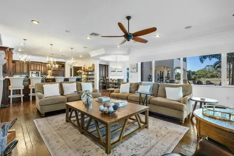 10527 El Paraiso Place Delray Beach FL 33446