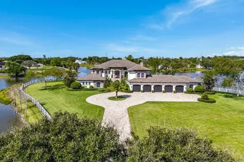 10527 El Paraiso Place Delray Beach FL 33446