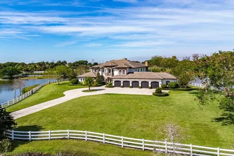 10527 El Paraiso Place Delray Beach FL 33446