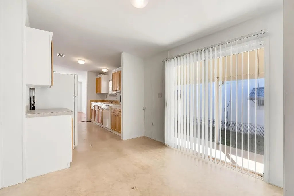 4920 NW 2nd Terrace Pompano Beach FL 33064