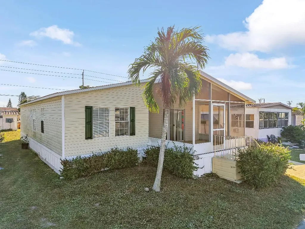 4920 NW 2nd Terrace Pompano Beach FL 33064