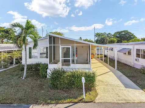 4920 NW 2nd Terrace Pompano Beach FL 33064