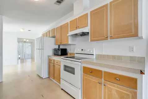 4920 NW 2nd Terrace Pompano Beach FL 33064