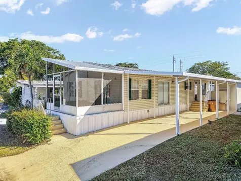 4920 NW 2nd Terrace Pompano Beach FL 33064