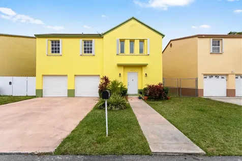 12113 SW 272nd Terrace Homestead FL 33032