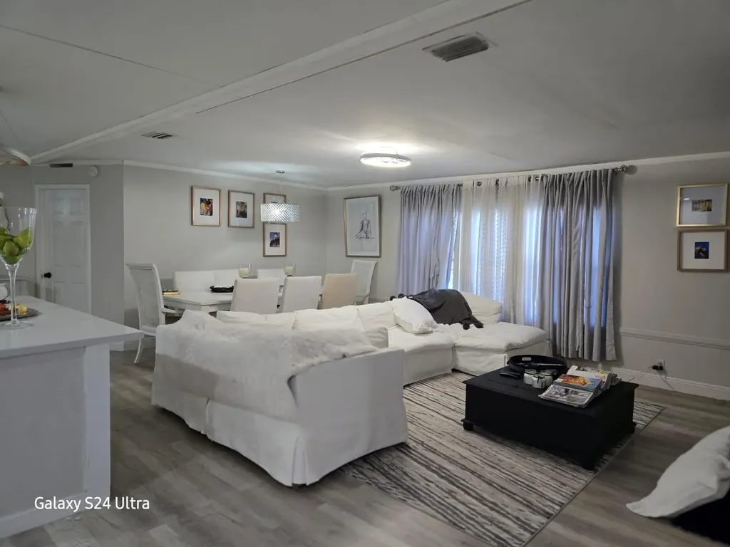 3271 Fairway Drive Pompano Beach FL 33069