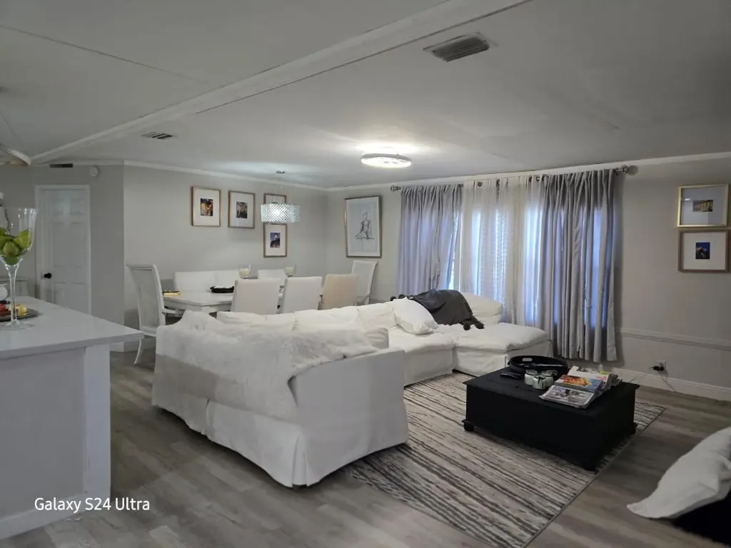 3271 Fairway Drive Pompano Beach FL 33069