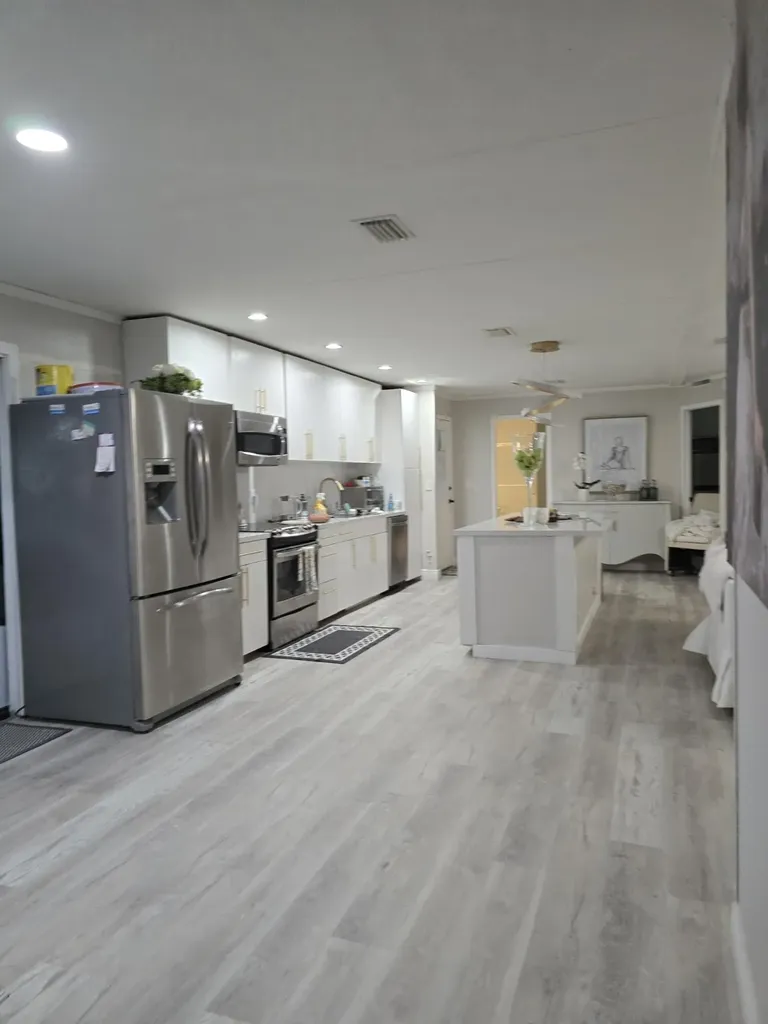 3271 Fairway Drive Pompano Beach FL 33069