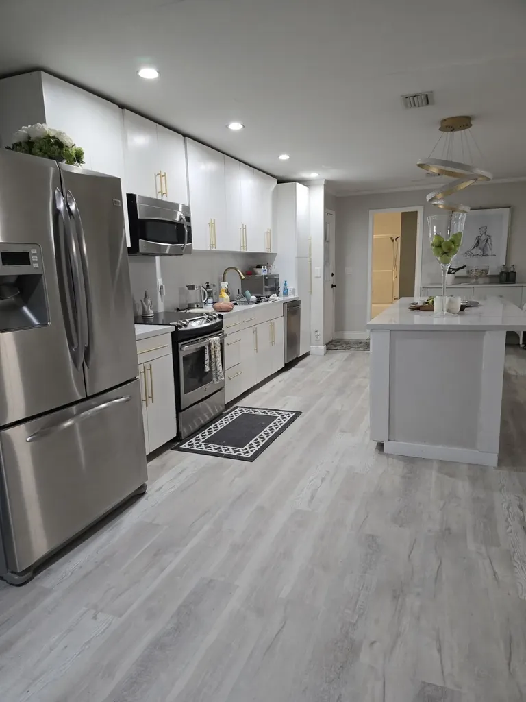 3271 Fairway Drive Pompano Beach FL 33069