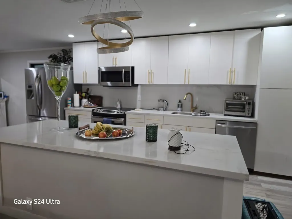 3271 Fairway Drive Pompano Beach FL 33069