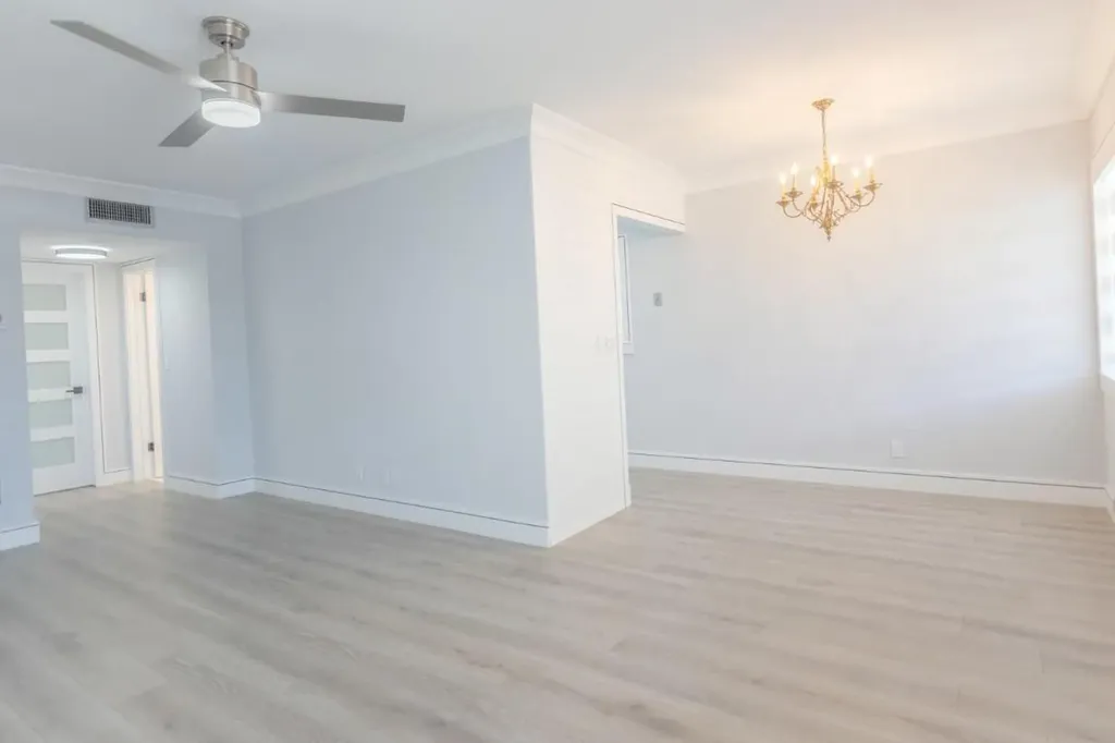 2840 Cynthia 204 Lane Lake Worth Beach FL 33461