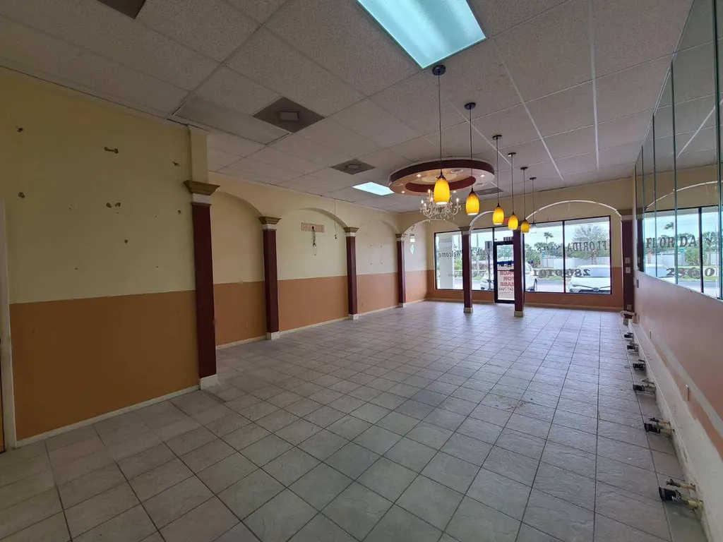 6374 SE Federal Highway Stuart FL 34997