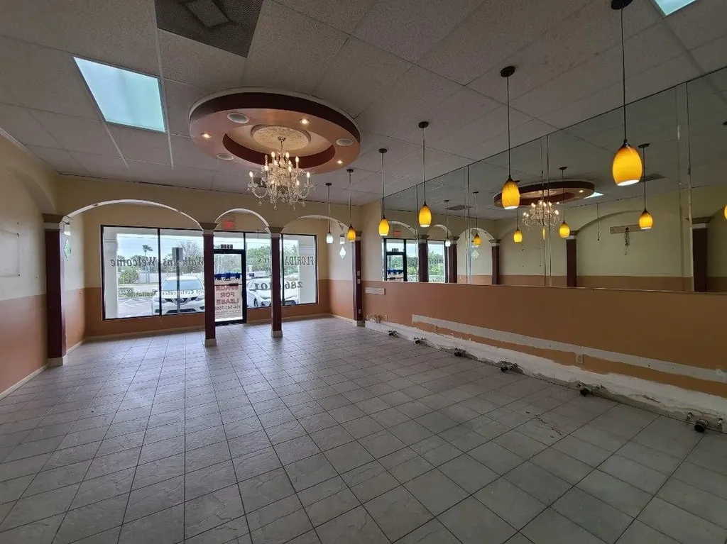 6374 SE Federal Highway Stuart FL 34997
