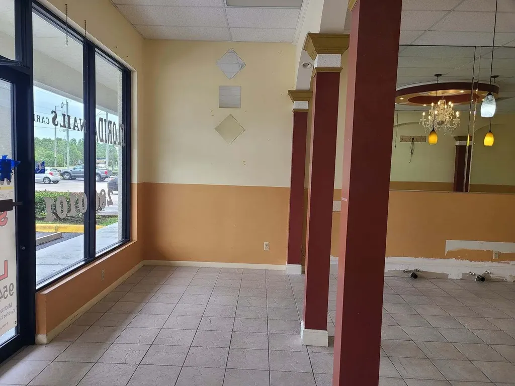 6374 SE Federal Highway Stuart FL 34997