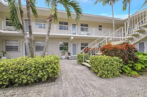 100 Venetian Drive Delray Beach FL 33483