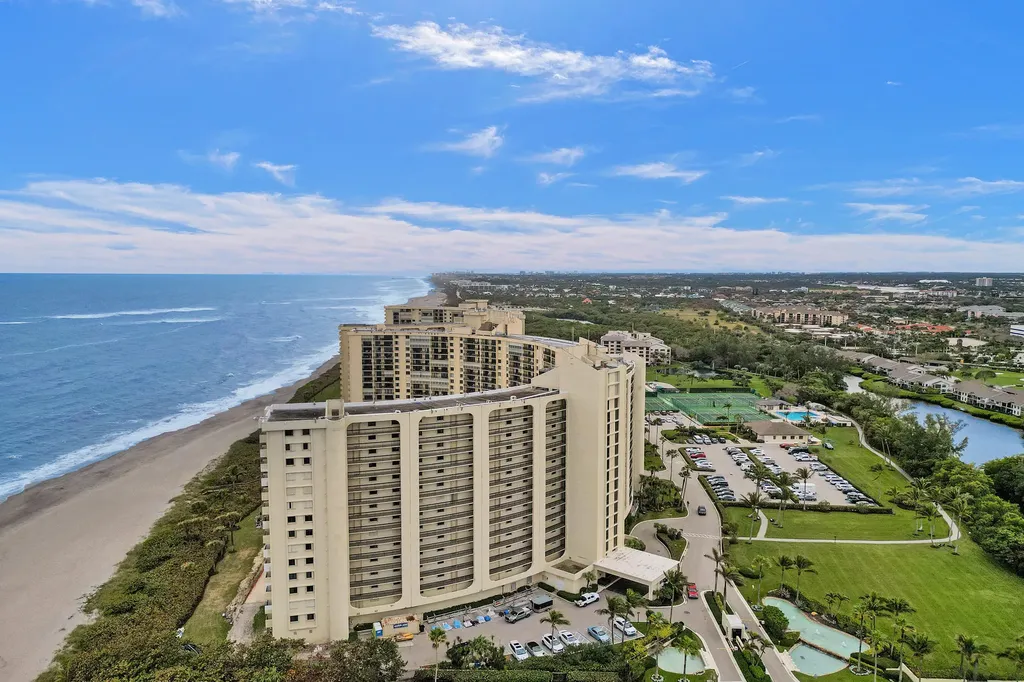 400 Ocean Trail Way Jupiter FL 33477