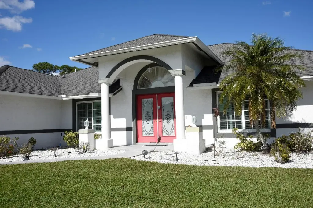 5753 NW Wesley Road Port St Lucie FL 34986
