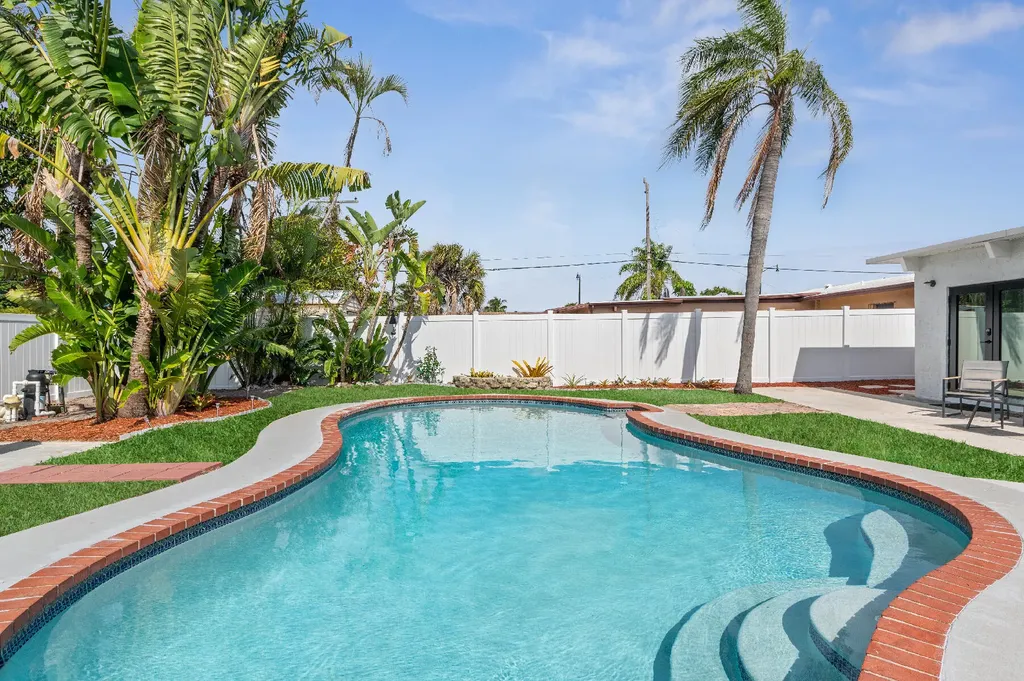 4211 NE 12th Terrace Pompano Beach FL 33064