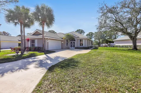 7351 SE Fiddlewood Lane Hobe Sound FL 33455