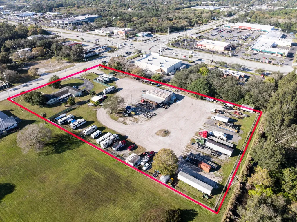 392 E Midway Road Fort Pierce FL 34982