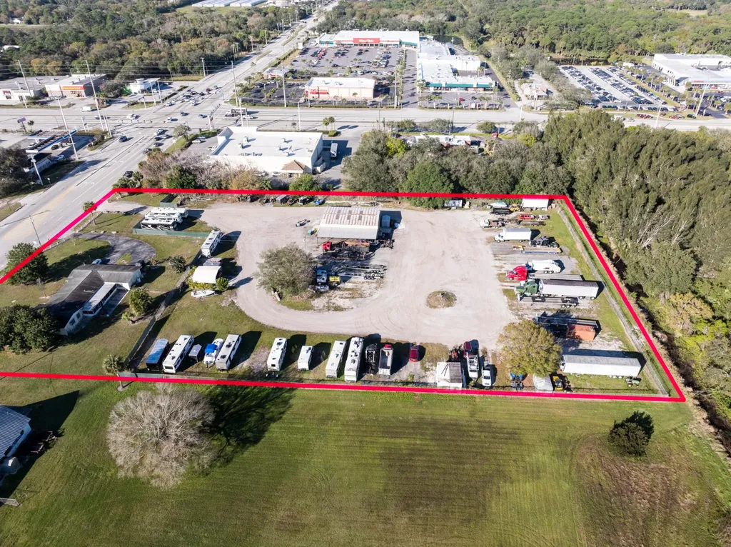 392 E Midway Road Fort Pierce FL 34982