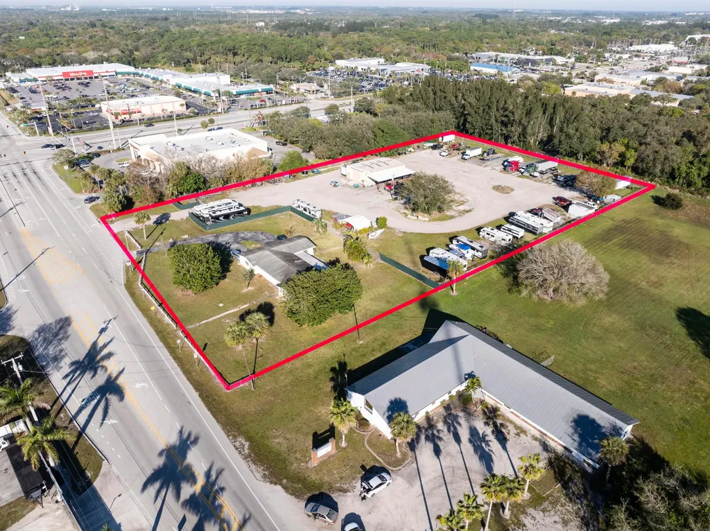 392 E Midway Road Fort Pierce FL 34982