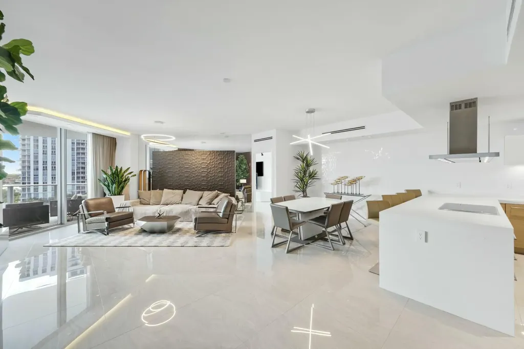 17301 Biscayne Boulevard North Miami Beach FL 33160