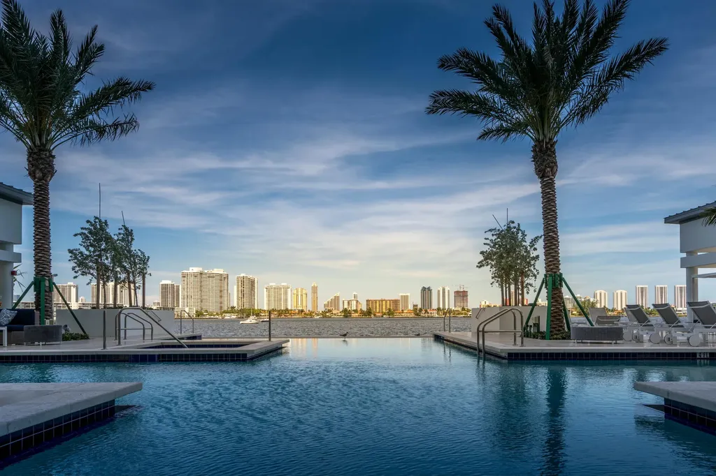 17301 Biscayne Boulevard North Miami Beach FL 33160