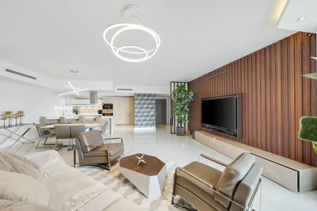 17301 Biscayne Boulevard North Miami Beach FL 33160