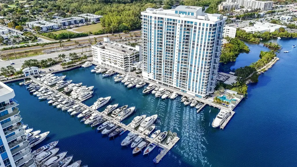 17301 Biscayne Boulevard North Miami Beach FL 33160