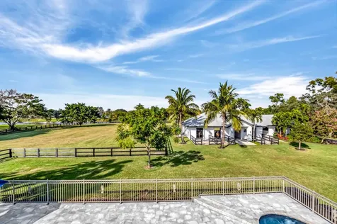 10321 El Paraiso Place S Delray Beach FL 33446