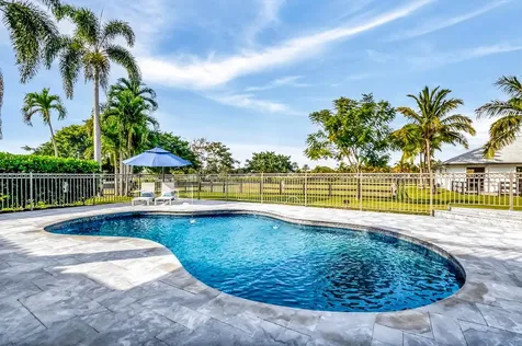 10321 El Paraiso Place S Delray Beach FL 33446
