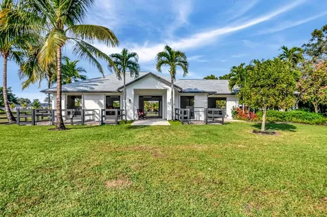 10321 El Paraiso Place S Delray Beach FL 33446
