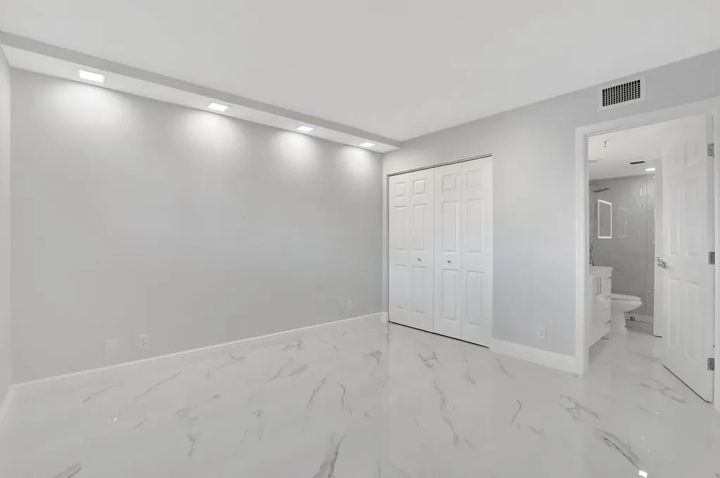 7076 Huntington Lane Delray Beach FL 33446