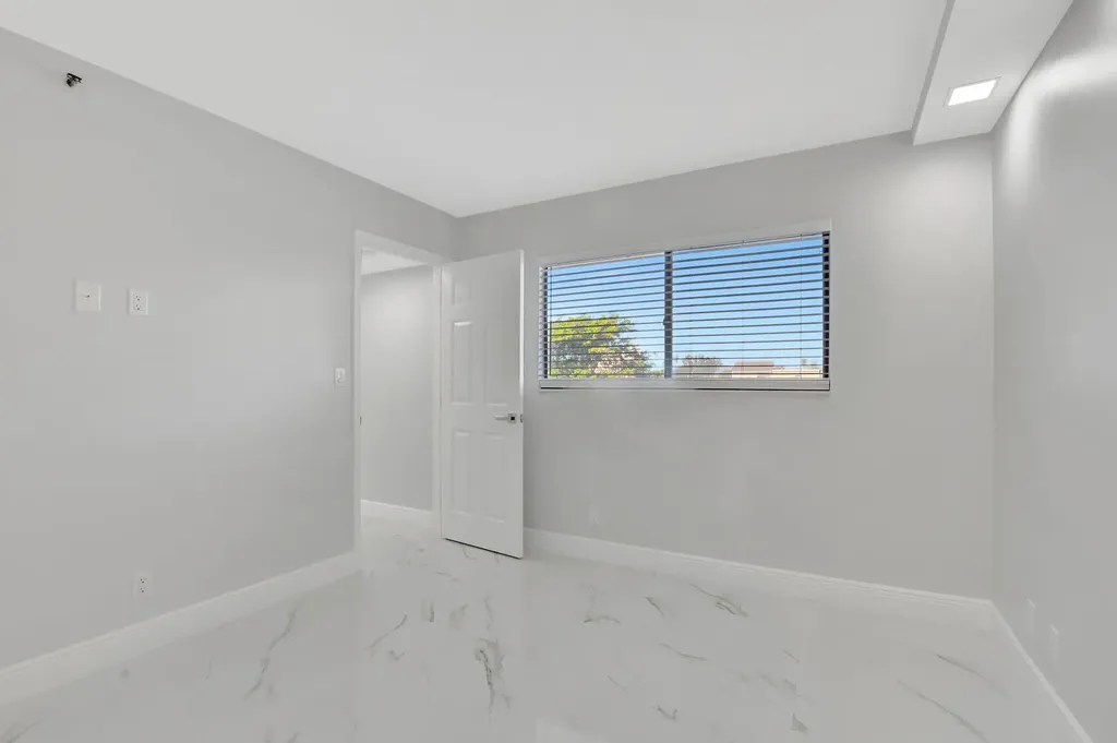 7076 Huntington Lane Delray Beach FL 33446
