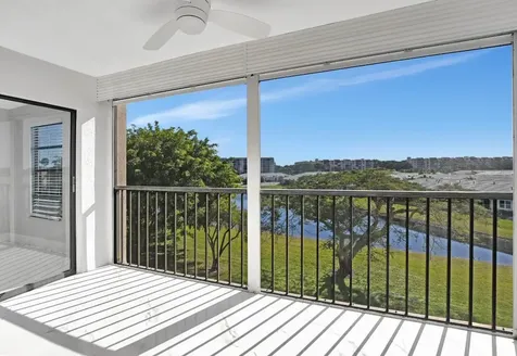 7076 Huntington Lane Delray Beach FL 33446